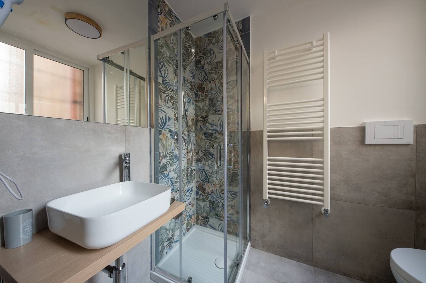 Deluxe Apartment, Balcony, City View | Bathroom