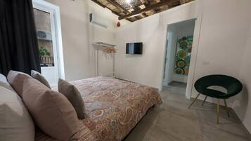 Superior Apartment, Balcony, Courtyard View | In-room safe, soundproofing, iron/ironing board, free WiFi