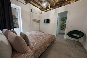 Superior Apartment, Balcony, Courtyard View | In-room safe, iron/ironing board, free WiFi