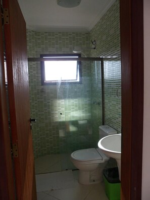 Bathroom - Baron Suítes (Ubatuba)