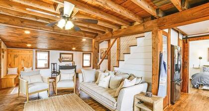 Catskills Lazy Lake House. A Superior 3 BR Retreat.