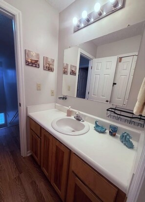 ヘアドライヤー、タオル