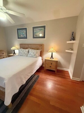 2 chambres, fer et planche à repasser, lit de bébé portatif, Wi-Fi