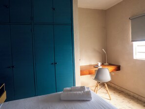 Comfort appartement, 1 tweepersoonsbed, keuken | Verduisterende gordijnen, een strijkplank/strijkijzer, gratis wifi