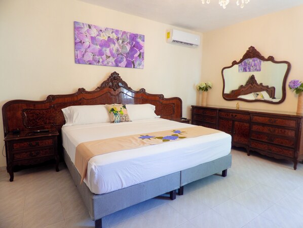 Deluxe Double Room, Multiple Beds, Refrigerator