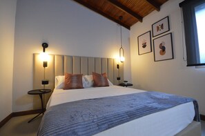 5 Schlafzimmer, Schreibtisch, kostenloses WLAN, Bettwäsche
