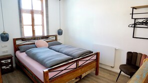 1 chambre, accès au Wi-Fi (inclus), literie fournie