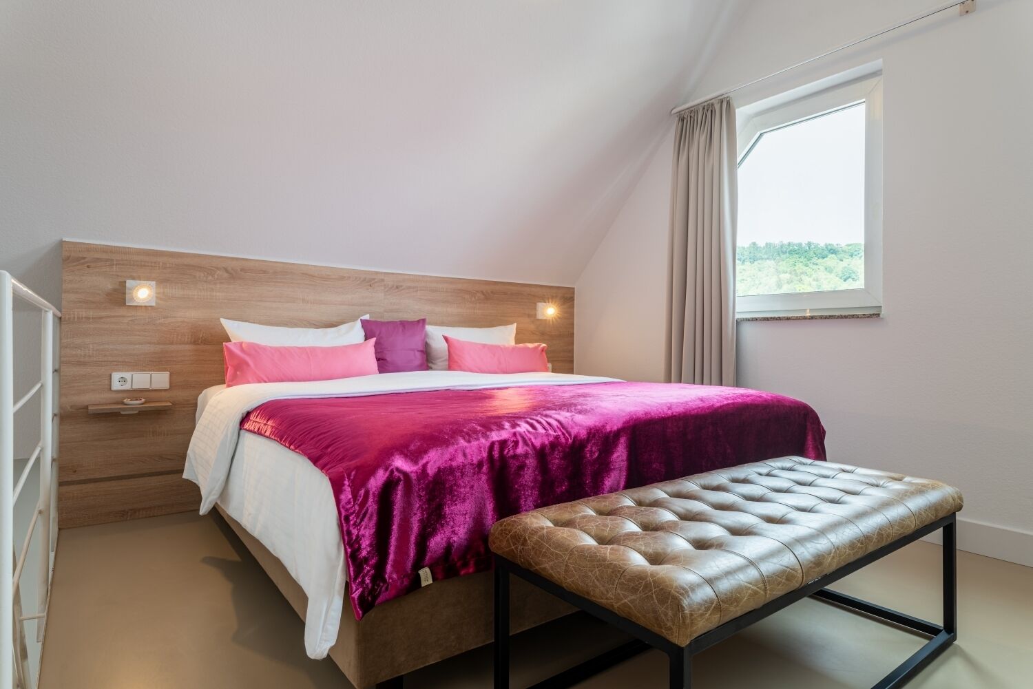 Deluxe Triple Room, City View | Free WiFi