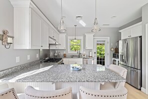 Fridge, microwave, oven, stovetop - Beach Plum-Elegant Coastal Escape (Arundel)