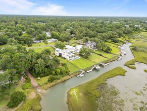 Exterior - Serenity on Trinity - Hot Tub - Pets Welcome (Wilmington)