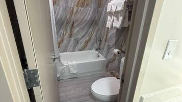 标准双人房 | 浴室 | 毛巾