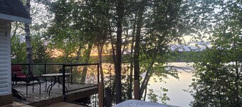 Waterfront Cottage in Plaisance National Park - Pet Friendly