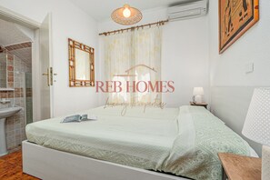 Dusche, Bidet, Handtücher