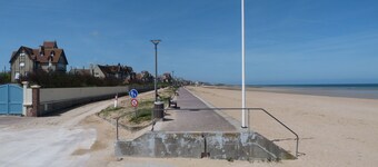 Beautiful Duplex of 80 M² for 6 /7 PERS, 100 METERS FROM THE BEACH, garden of 1000 m².