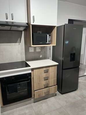 微波爐、焗爐、爐具