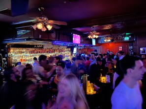 Bar (en la propiedad)