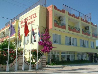 Barış Otel
