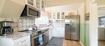 Charming 2-bedroom house in tranquil Carlton with WiFi, AC