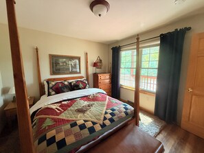 3 soverom, strykejern/-brett, wi-fi (inkludert) og sengetøy