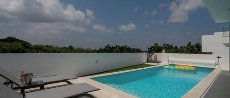 Outdoor pool, a heated pool