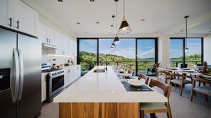 Fridge, microwave, oven, coffee/tea maker