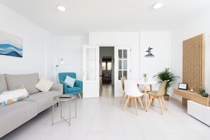 Smart TV - Home2Book Rotia Duplex Caletillas, Terrace (Las Caletillas)