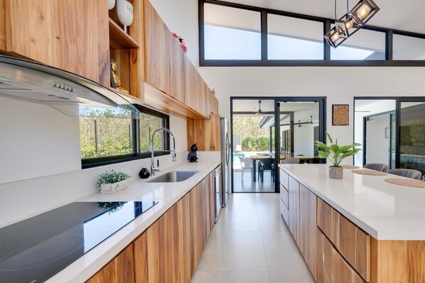 Microwave, oven, stovetop, dishwasher