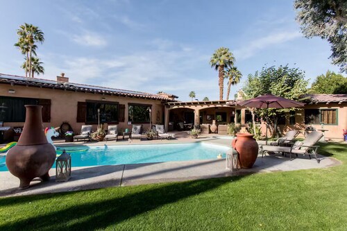 2bd/1ba Private Entry 5min Downtown PS Patio BBQ