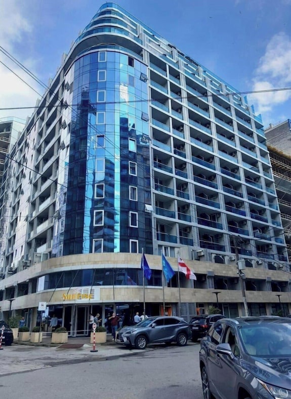 Sunset Boulevard Hotel