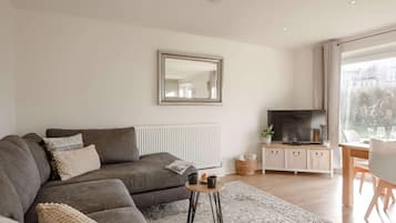 Cottage | Living area