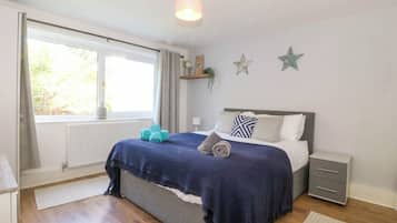 4 bedrooms, individually decorated, individually furnished, free WiFi