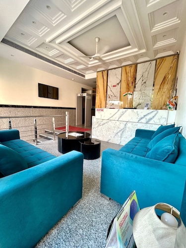 Z Suites Hotel Mahipalpur IGI Airport