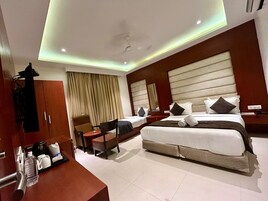 Familien-Dreibettzimmer | Bettwäsche aus ägyptischer Baumwolle, hochwertige Bettwaren