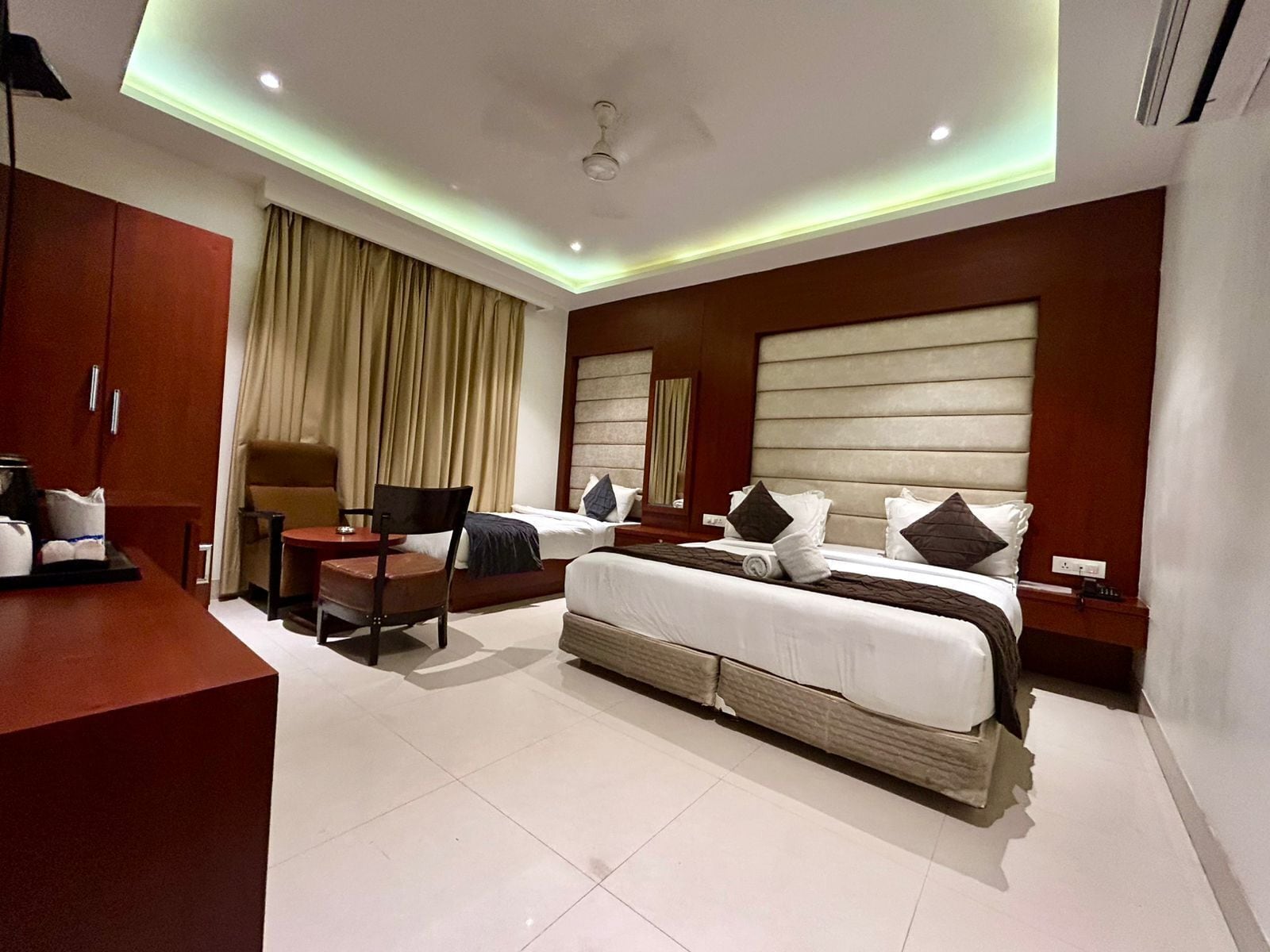 Family Triple Room | Egyptian cotton sheets, premium bedding, down duvets, memory-foam beds