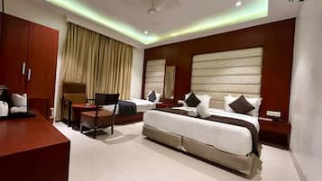 Family Triple Room | Egyptian cotton sheets, premium bedding, down duvets, memory-foam beds