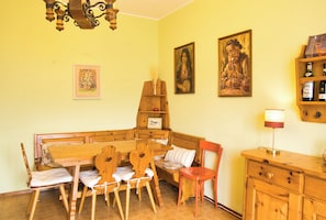Dining - Grigna Mountain View (Narro-indovero)