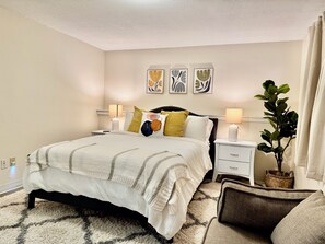 3 chambres, fer et planche à repasser, Wi-Fi, literie fournie