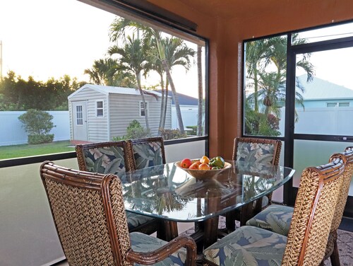 House Port St. Lucie Near Beaches 10 min to TRADITION. Dogs Welcome