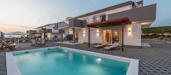 Luxury Escape With Swimming Pool & Modern Design