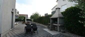 Luxury Escape With Swimming Pool & Modern Design