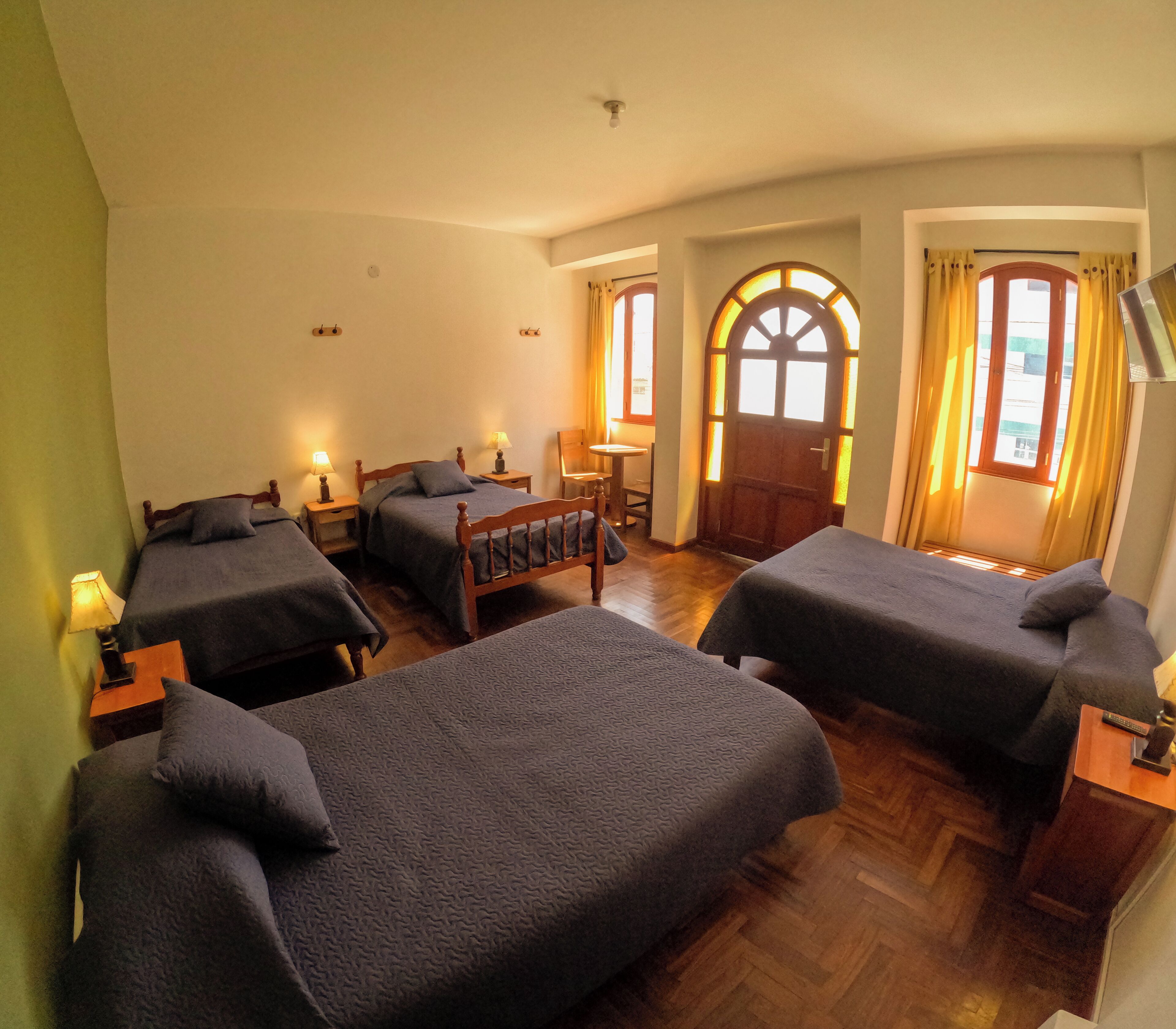 Literie de qualité supérieure, couette en duvet d'oie, bureau