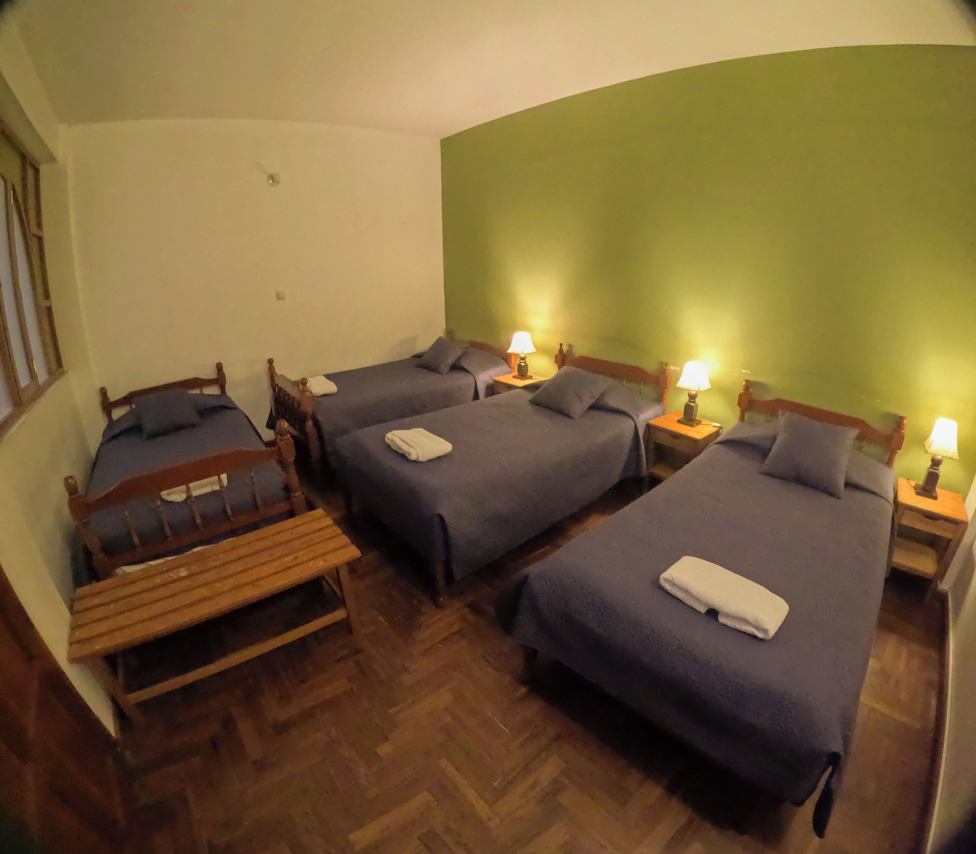 Literie de qualité supérieure, couette en duvet d'oie, bureau