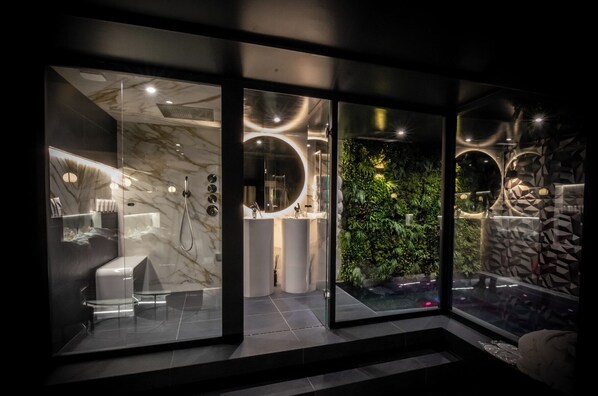 Spa - l'Élixir welcomes you for a romantic stay in the center of Martigues. (Martigues)