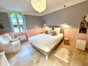 Deluxe Double Room, City View
