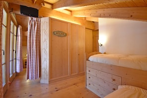 3 habitaciones, wifi gratis y ropa de cama 
