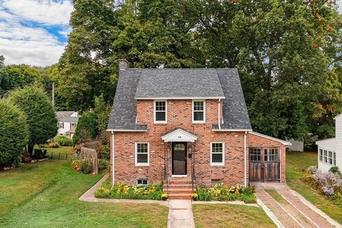 Quaint Cape Style Brick 3-bedroom Home in Peaceful Pioneer Valley