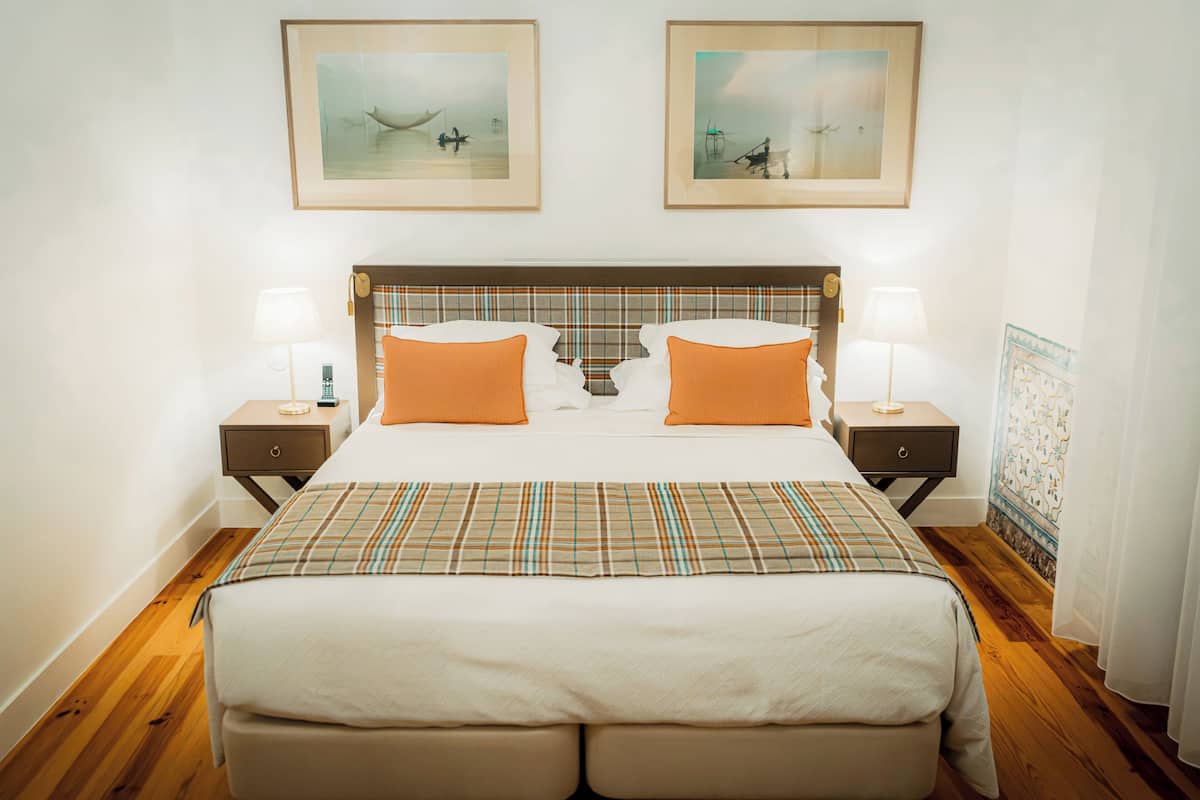 Double or Twin Room (Deluxe Premium) | In-room safe, blackout drapes, soundproofing, iron/ironing board