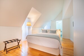 Coffres-forts dans les chambres, rideaux occultants