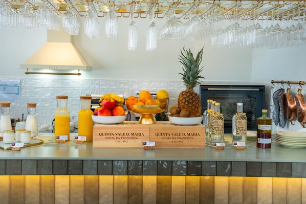 Free daily continental breakfast - Once Upon Lisboa (Lisbon)