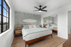 4 bedrooms, free WiFi, bed sheets